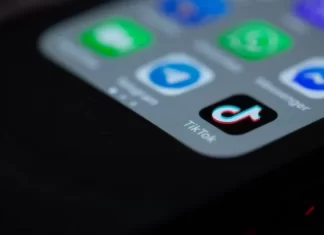 Kuinka käyttää hidastustehostetta TikTok-videoissa?