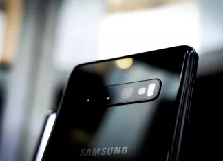 Kuvien kääntäminen Samsung Galaxy S10:ssä